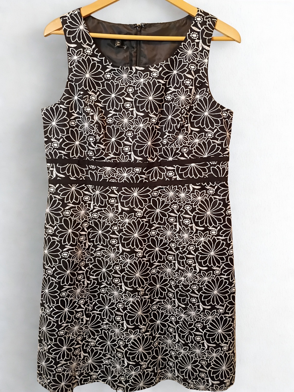 NWT Talbots Petite 14P Black White Floral Embroidered Dress Linen Cotton Blend